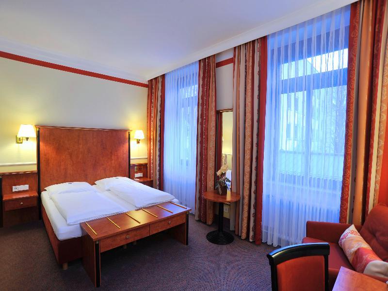 Concorde Hotel 4*