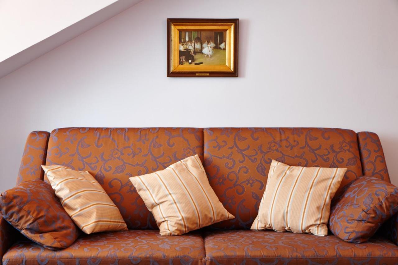Concorde Hotel 4*